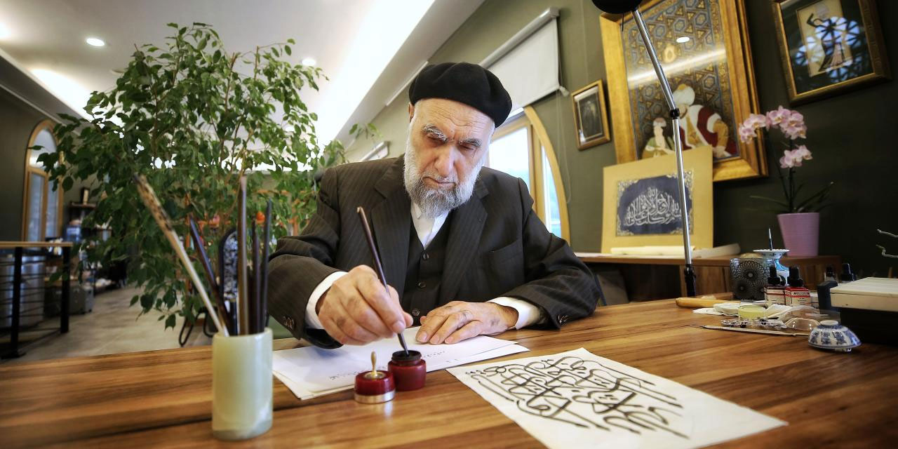 Talebeleri Hattat Hasan Çelebi’yi anlattı: Atölyesi Birleşmiş Milletler ofisi gibiydi