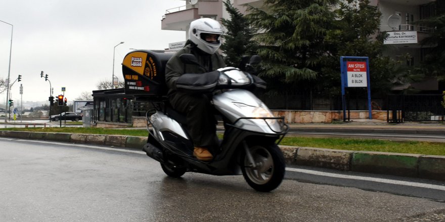 İstanbul'da motosiklet, elektrikli scooter ve motokuryeler trafiğe çıkamayacak