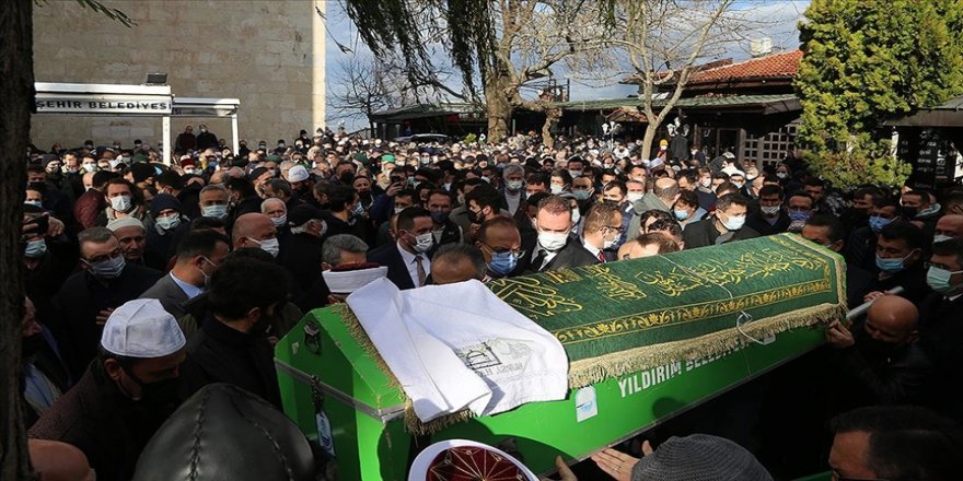 Ezanı makamlarıyla okuyan Bursalı müezzin Recep Uyar dualarla ebedi aleme uğurlandı