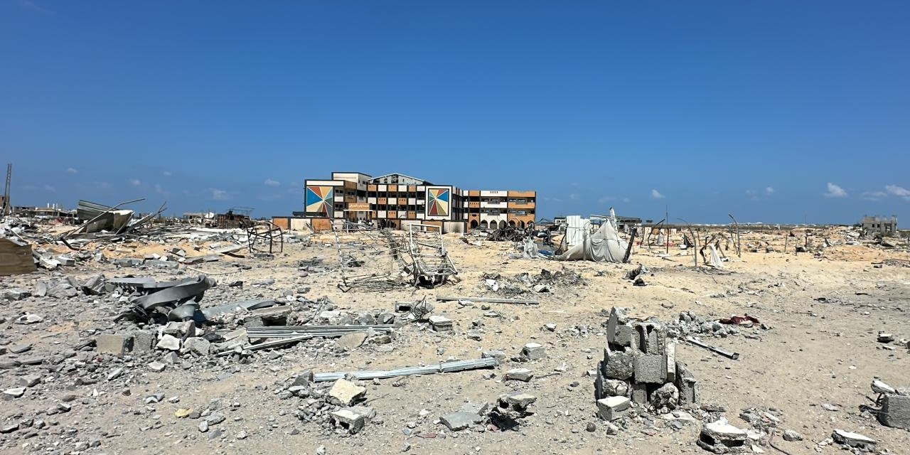 Terörist israil ordusunun Han Yunus'un kuzeyinden çekilmesi sonrası yıkımın boyutu ortaya çıktı