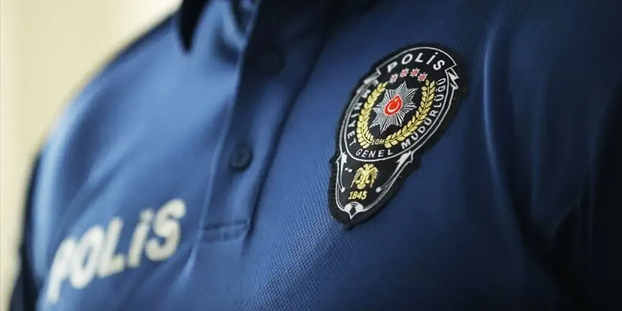 Said Nursi'nin polis olmak isteyene yaptığı tavsiye