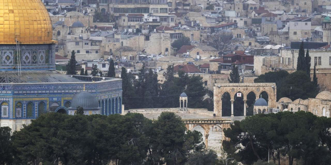 Haydut israil, Mescid-i Aksa'yı kapalı tutmayı sürdürüyor