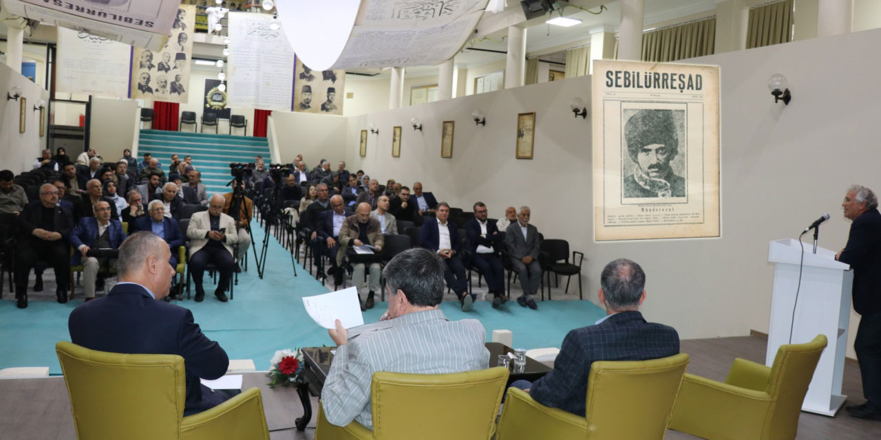 Bediüzzaman Said Nursi’nin kardeşlik vizyonu Sebilürreşad’da ele alındı