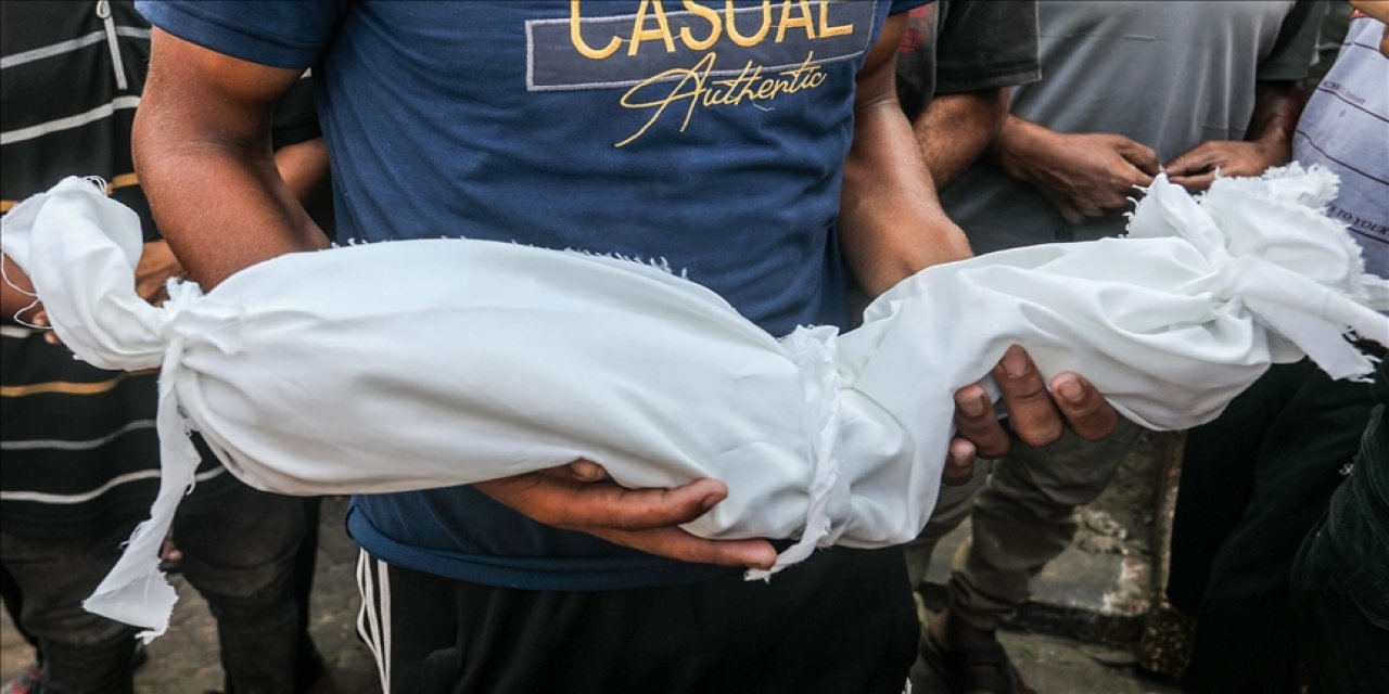 Gazze Şeridi'nde açlıktan vefat edenlerin sayısı 122'ye yükseldi