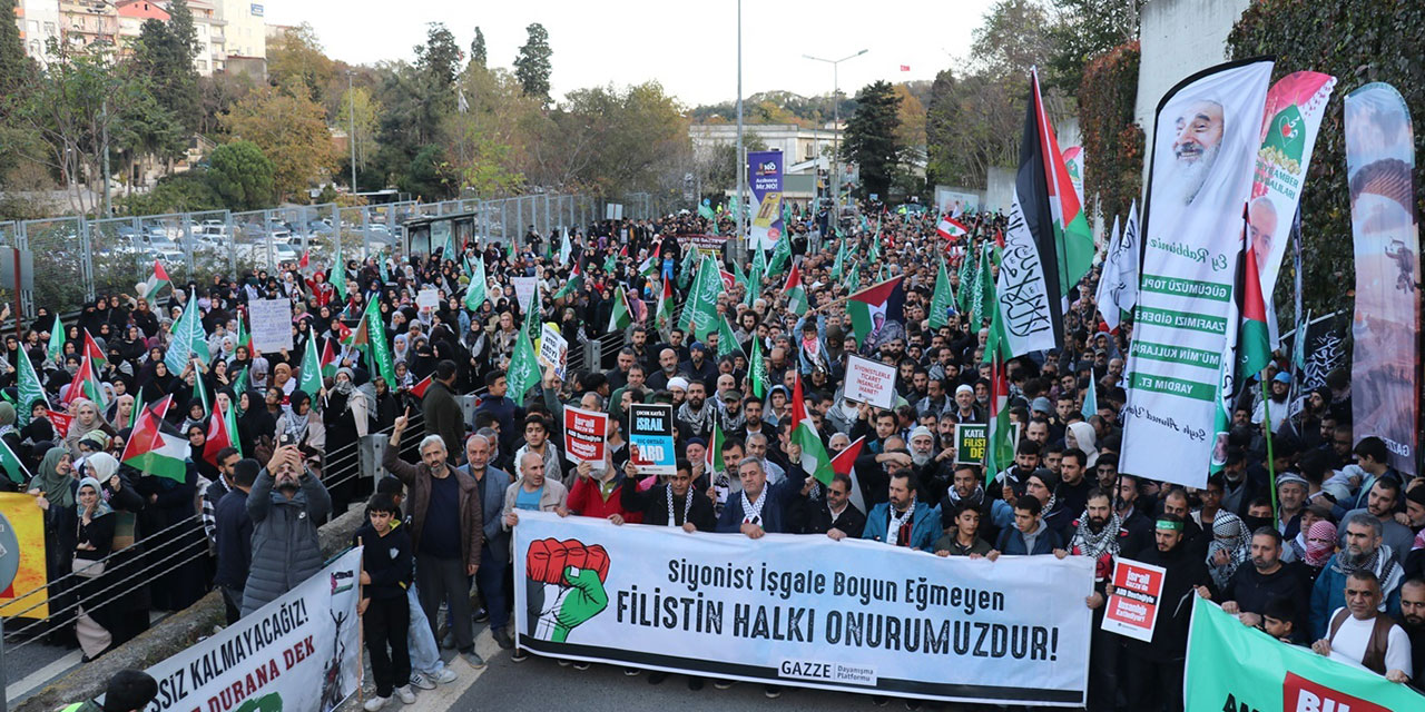 İstanbul'da ABD ve israil protestosu