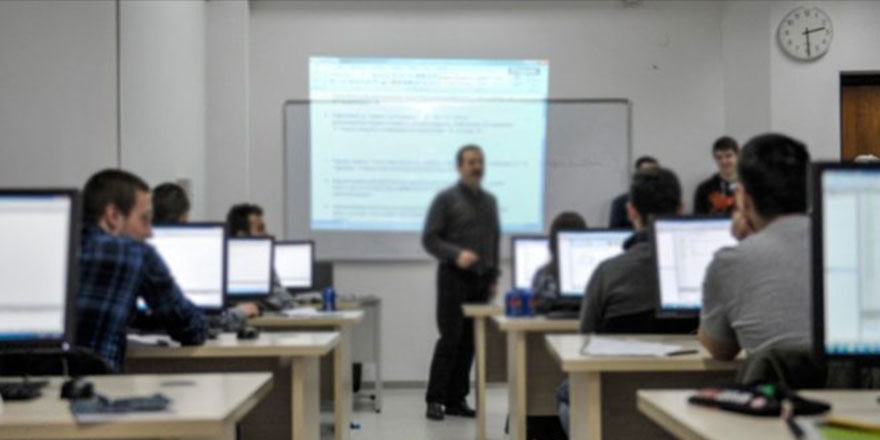 Milli Eğitim Bakanı: Virüs bahanesiyle okullar kapanmayacak