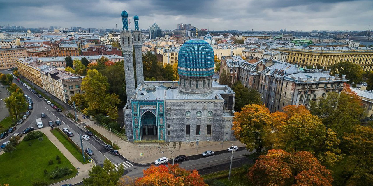 Rusya Müslümanlarının iftihar projesi: Petersburg Camii