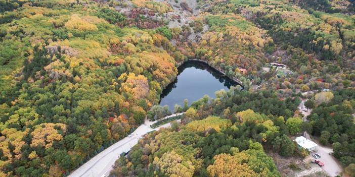 Karagöl Tabiat Parkı sonbaharda ziyaretçilerini ağırlıyor