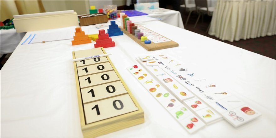 Çocukları matematiği sevsin diye anneleri okullu oldu