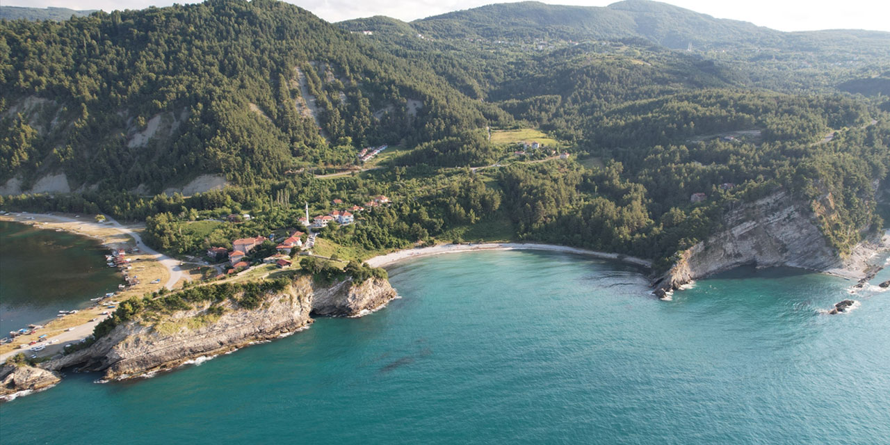 Çatalzeytin'in manzarasıyla cezbeden koyu: Ginolu