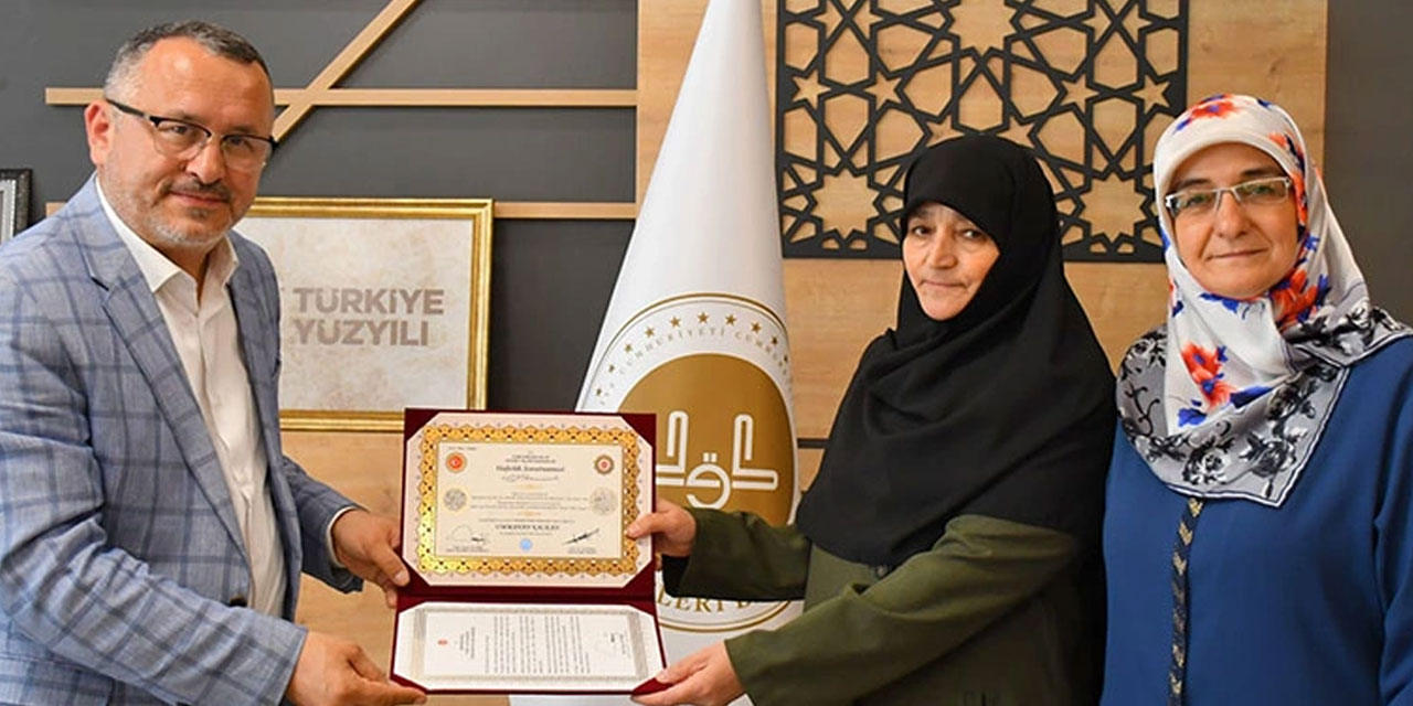 62 yaşında hafız oldu: Bu yaşımda yapabildiysem herkes yapabilir