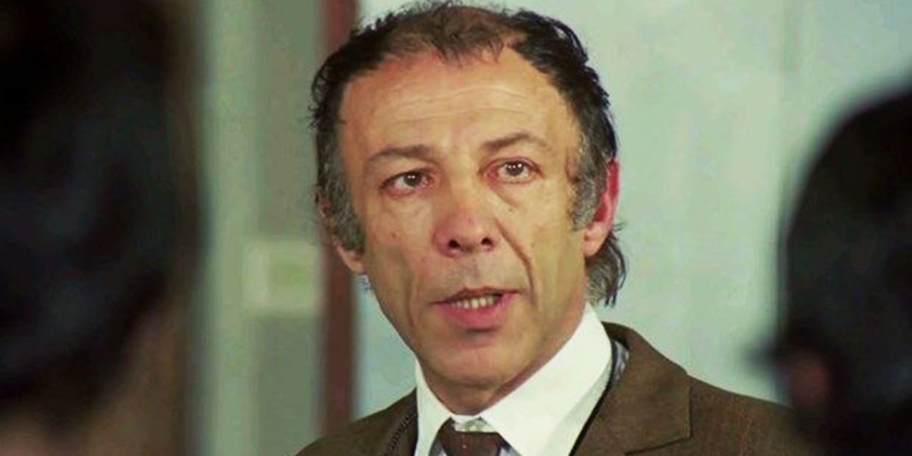 Münir Özkan: Camiler kapatıldı, namaz yasaklandı!