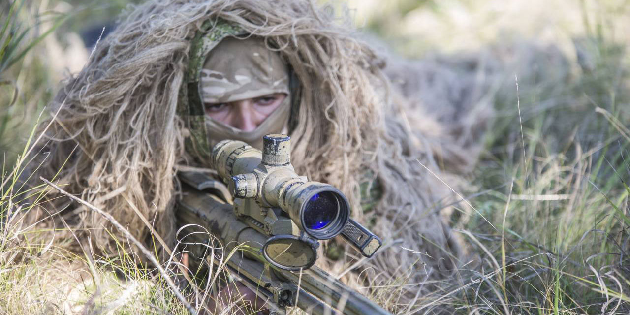 Bosnalı sivilleri öldürmek için Sırplara para ödeyen Amerikalı, Rus, İtalyan ve Kanadalı zenginler