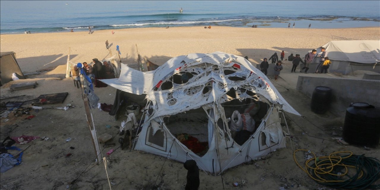 UNICEF: Derme çatma çadırlarda çocukların yanması hepimizi temelden sarsmalı