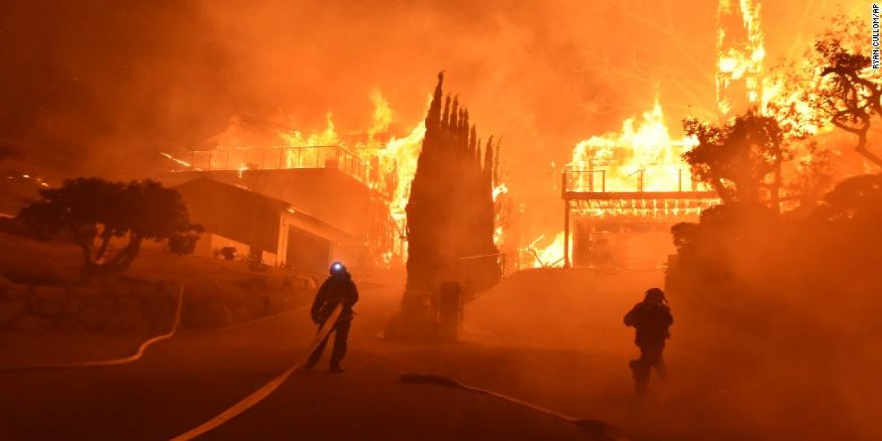 California'da kırmızı alarm: 2 bin 500 ev tahliye edildi