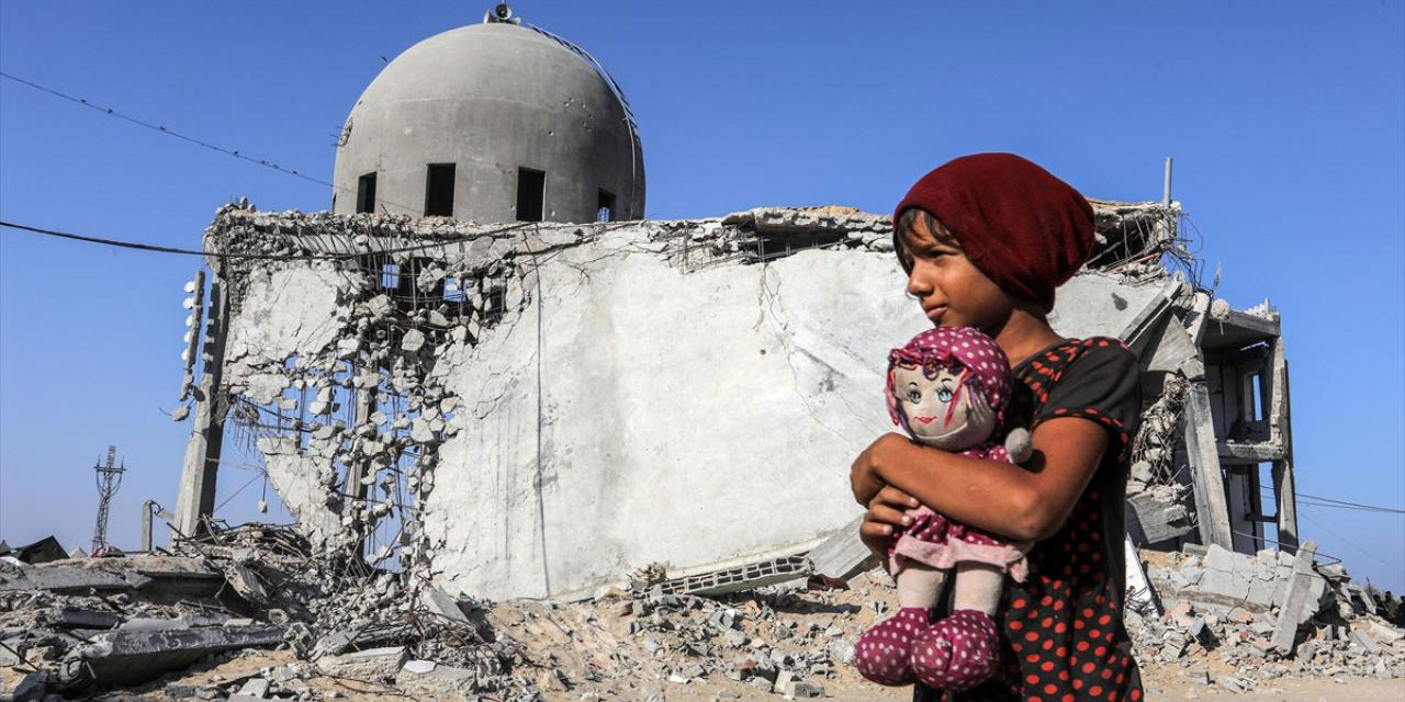 Gazze Şeridi’nde birçok cami harabeye döndü