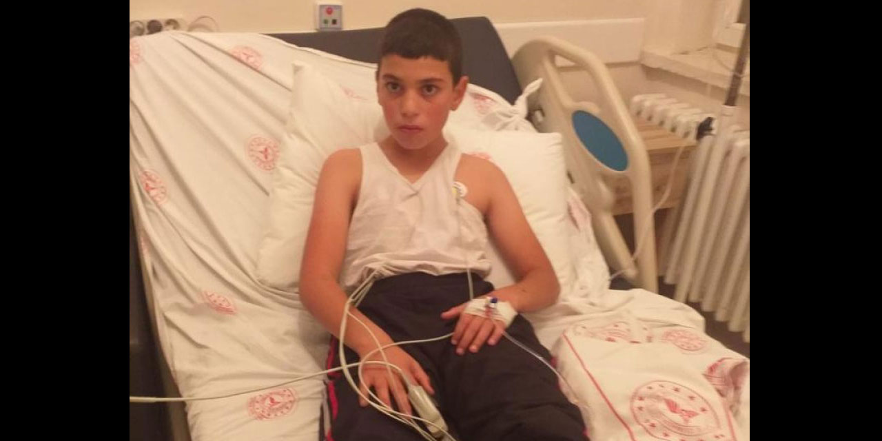 Bu masum çocuk köpek saldırısına uğradı, kuduz oldu ve öldü