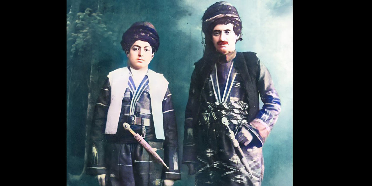 Allah'ın emir buyurduğu yollarda çekilen mezâhim neticesi lezzet ve mükâfattır