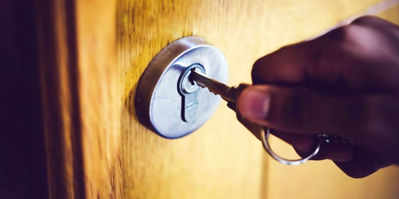 Said Nursi: Kadınlar yuvalarına dönmeli, hürmetleri orada, hayatı âilede