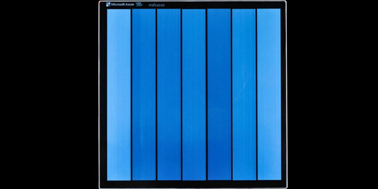 Bu minik cam karede, 2 milyon kitap dolusu bilgi saklanacak