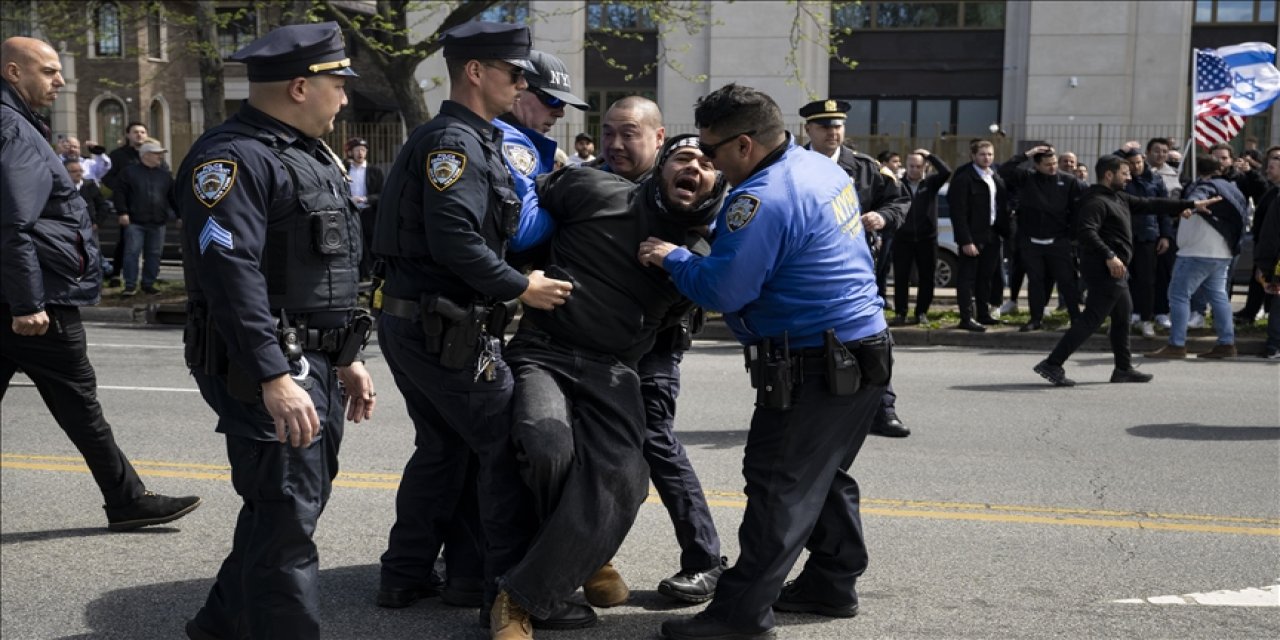 New York'ta Filistin destekçileriyle israil yanlıları arasında arbede çıktı