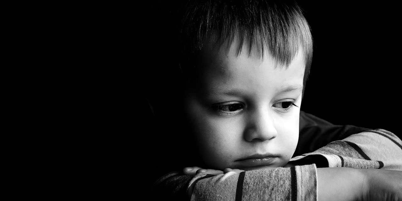 Harvard araştırması: Çocukların özgüvenini yok eden 1 numaralı hata