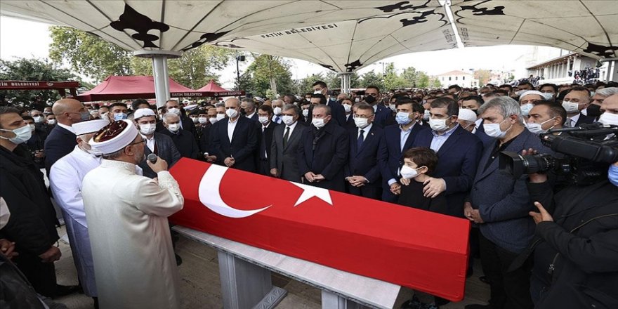 Özdemir Bayraktar dualarla ebedi aleme uğurlandı