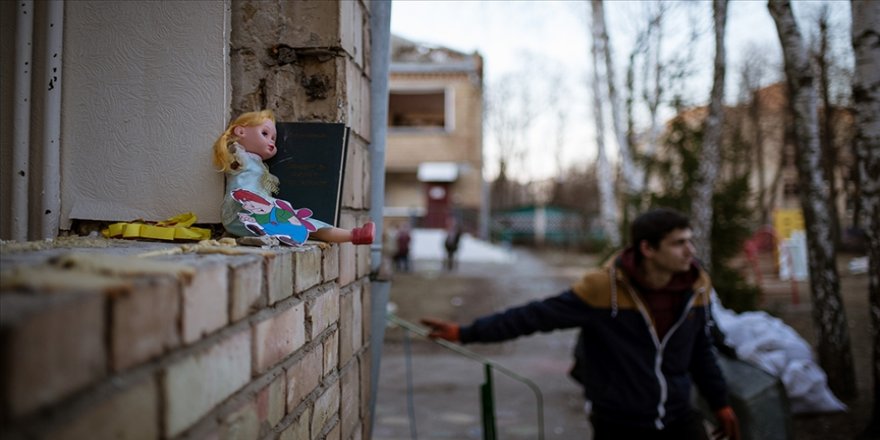 Ukrayna: Rusya'nın saldırılarında son bir günde 4 çocuk yaşamını yitirdi