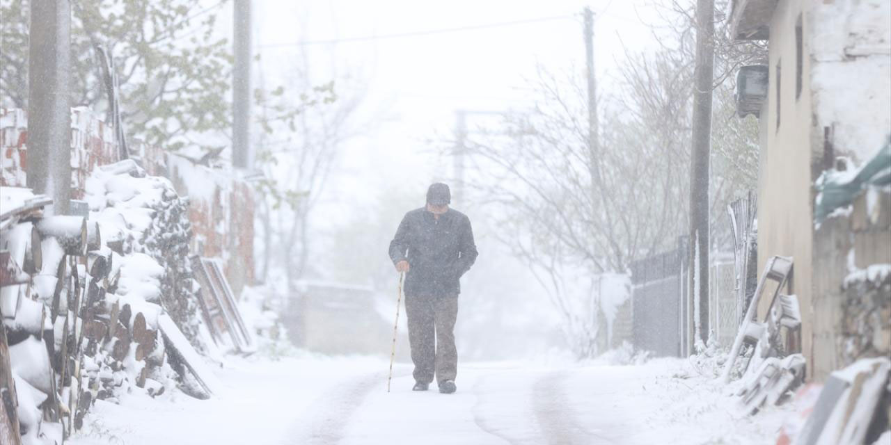 Sağanak yağmur ve kar bekleniyor: 6 ile sarı kod uyarısı