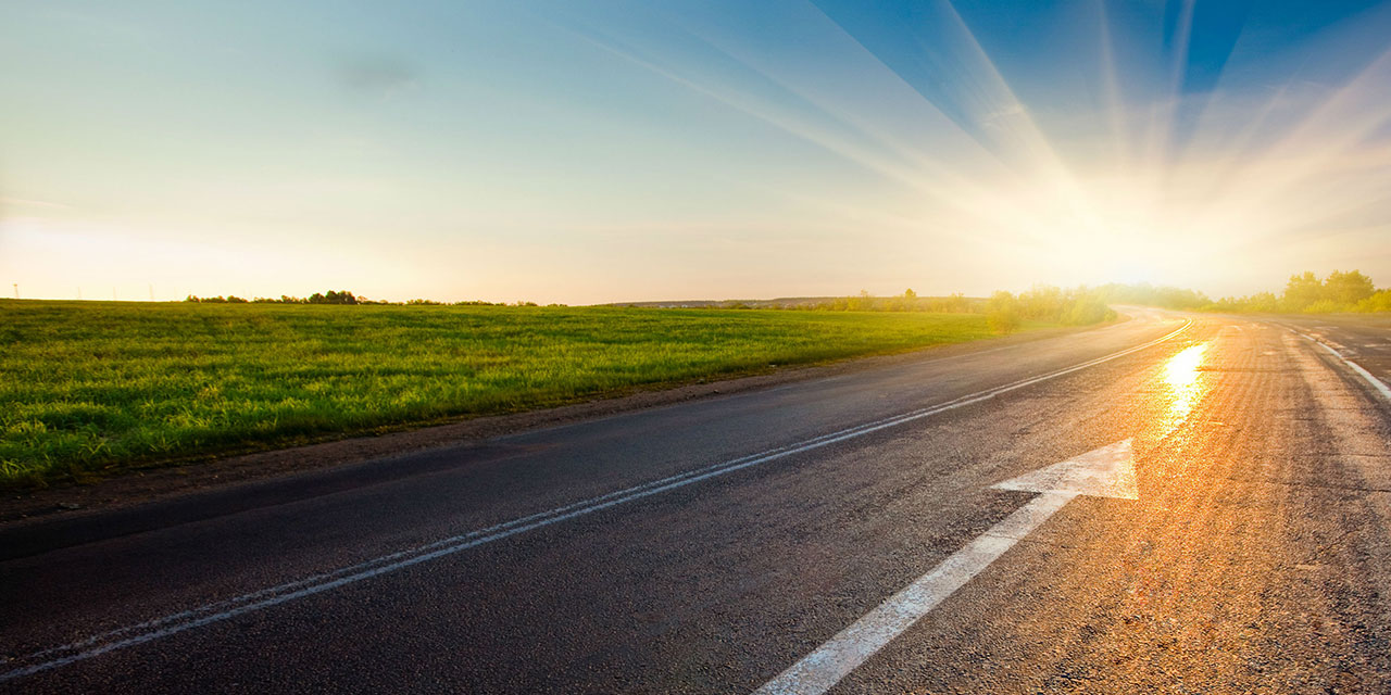 Kim ki ebedî hayat ister işte âb-ı hayat! Kim ki yolunu şaşırmış işte vesile-i necat!
