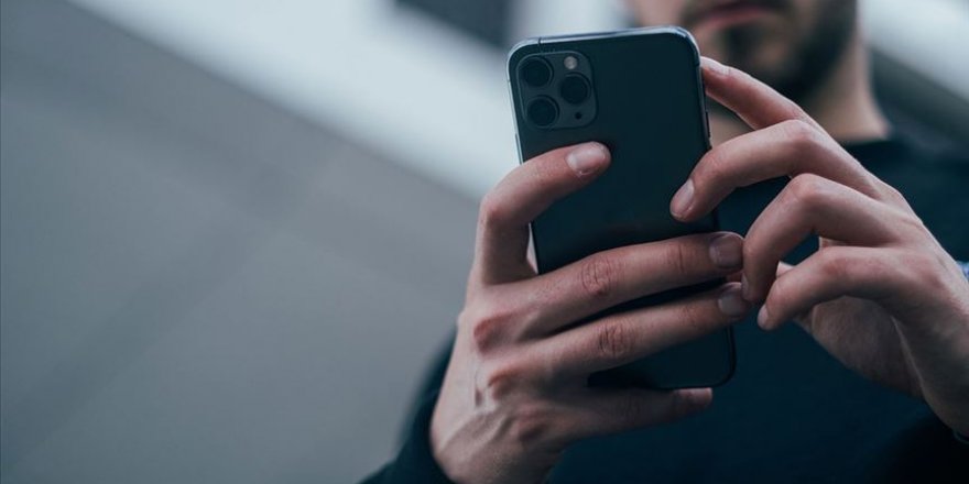 Elektronik cihaz kullanan çocukların bağırsak işlevleri bozuluyor