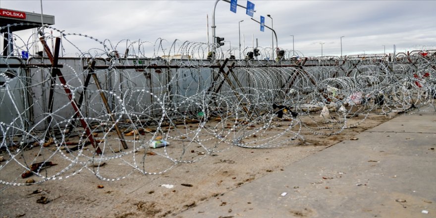 BM, Avrupa sınırlarında göçmen ve mültecilere yönelik artan şiddetten endişeli
