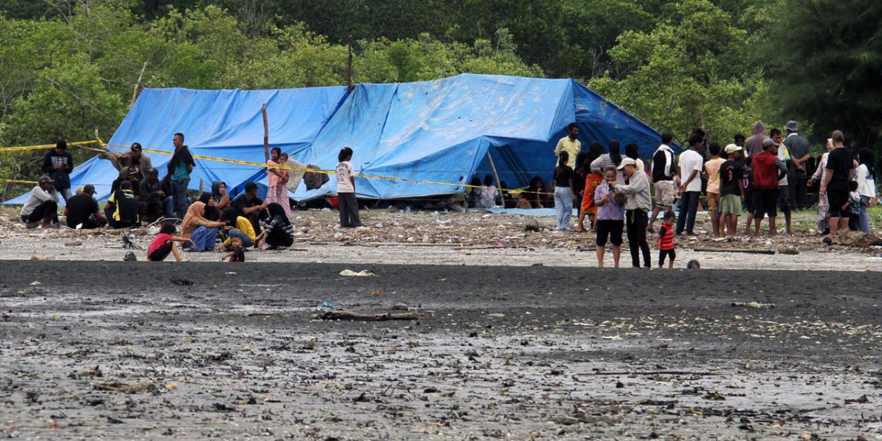 Arakan Müslümanları Endonezya kıyılarında mahsur kaldı