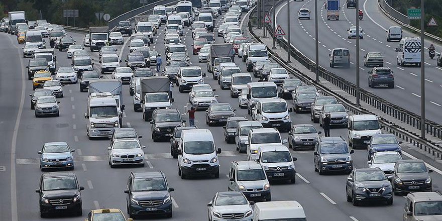 Trafiğe martta 97 bin 974 aracın kaydı yapıldı