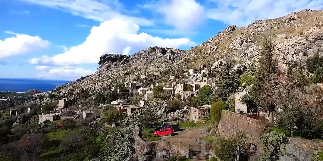 Muğla'da 800 yıllık 'Korsan Köy' görüntülendi