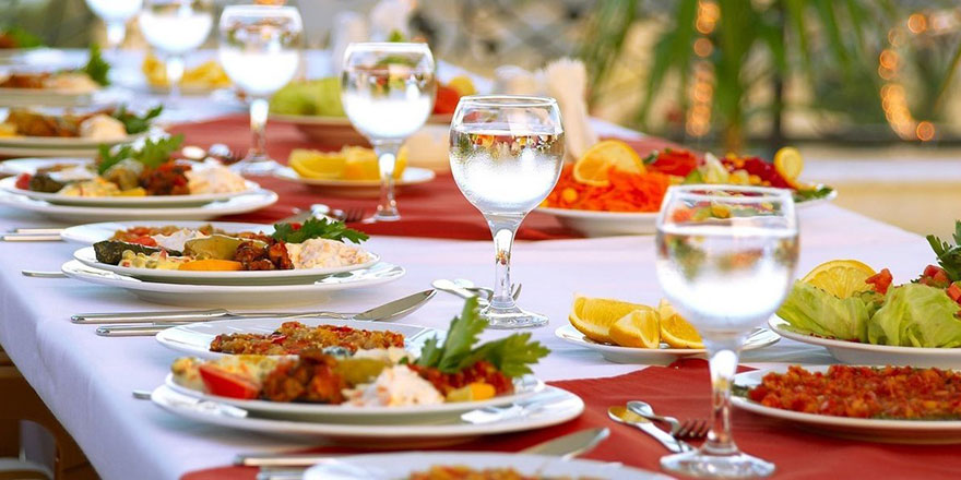 Pandemi döneminde açık büfe restoranlarda israf yüzde 40 azaldı
