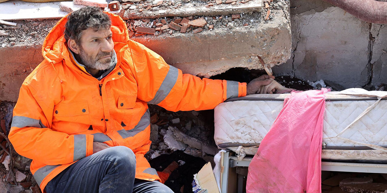 Acılı baba: Kızımın elini tuttum, saçlarını okşadım, yanaklarından öptüm
