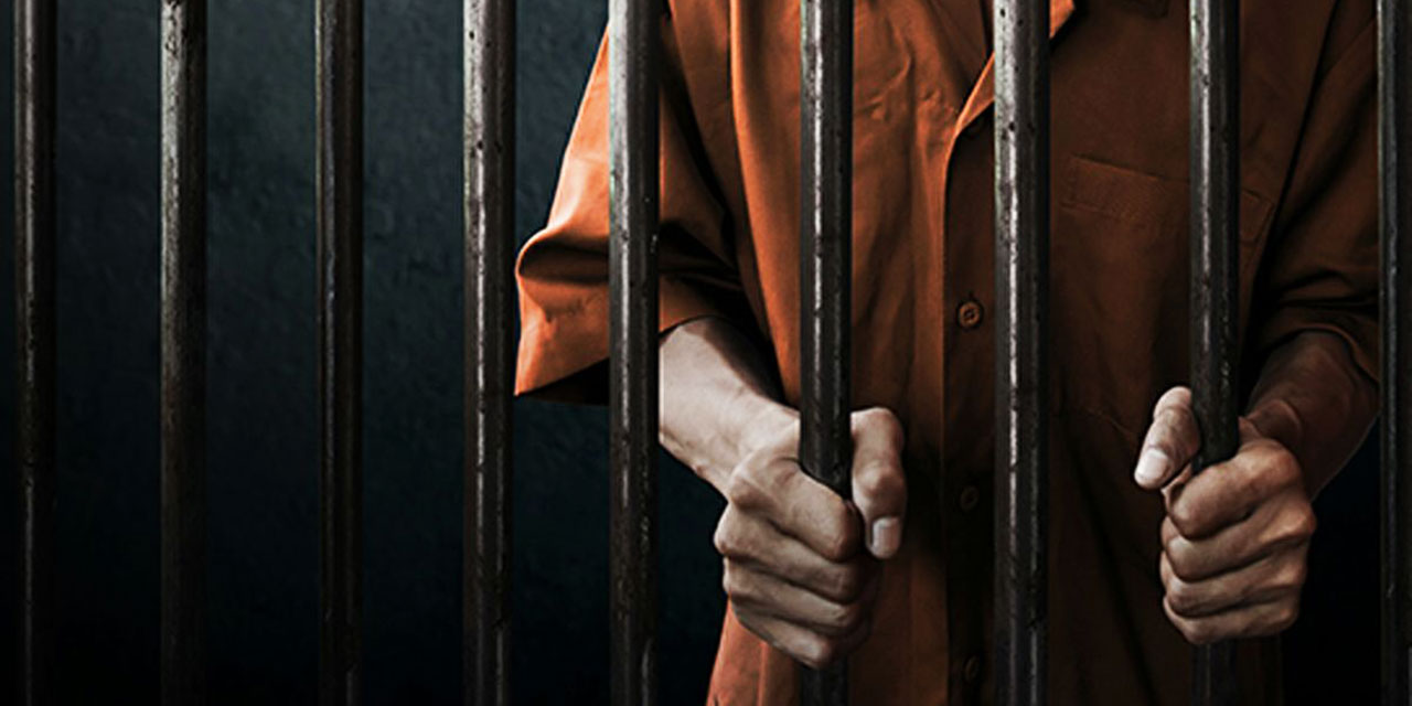 Çeçenistan'da Kuran-ı Kerim yakan kişiye 3,5 yıl hapis cezası