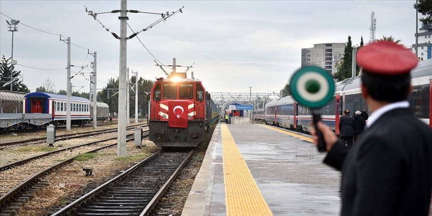 Ramazan Bayramı tatilinde 551 bin 100 yolcu demir yoluyla şehirler arası seyahat etti