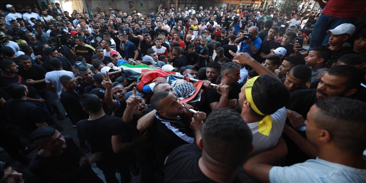 Terörist israil, işgal altındaki Batı Şeria'da 11 yaşındaki Filistinli çocuğu öldürdü