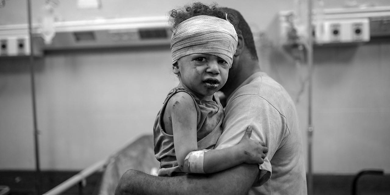 Gazze'deki hastanelerde acil servis dışındaki bölümler kapatıldı