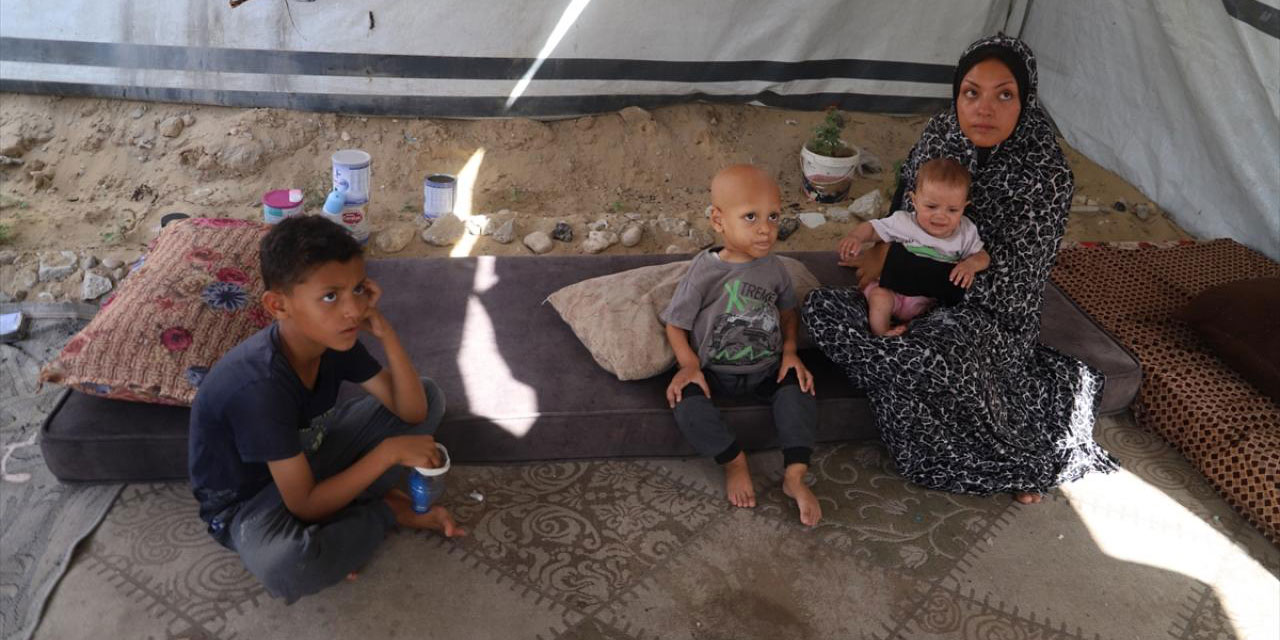 Gazze’de hasta iki kardeş, kısıtlı imkanlarla yaşam mücadelesi veriyor