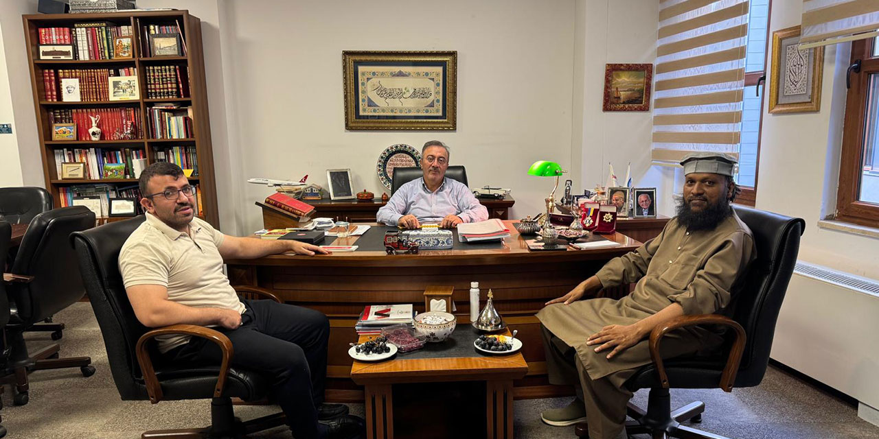 Hindli alimin İstanbul havalimanında yaşadığı Risale-i Nur anısı