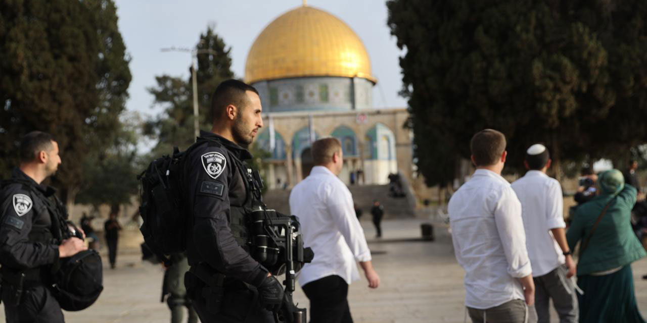 Fanatik Yahudiler Mescid-i Aksa avlusunda kışkırtıcı ayinler düzenledi
