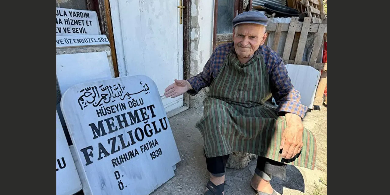 Herkes ölmeden mezar taşını yaptırıp evinin girişine koysun