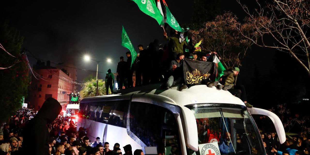 Filistinli esirlerin bir bölümü serbest bırakıldı: 69 kadın 20 çocuk