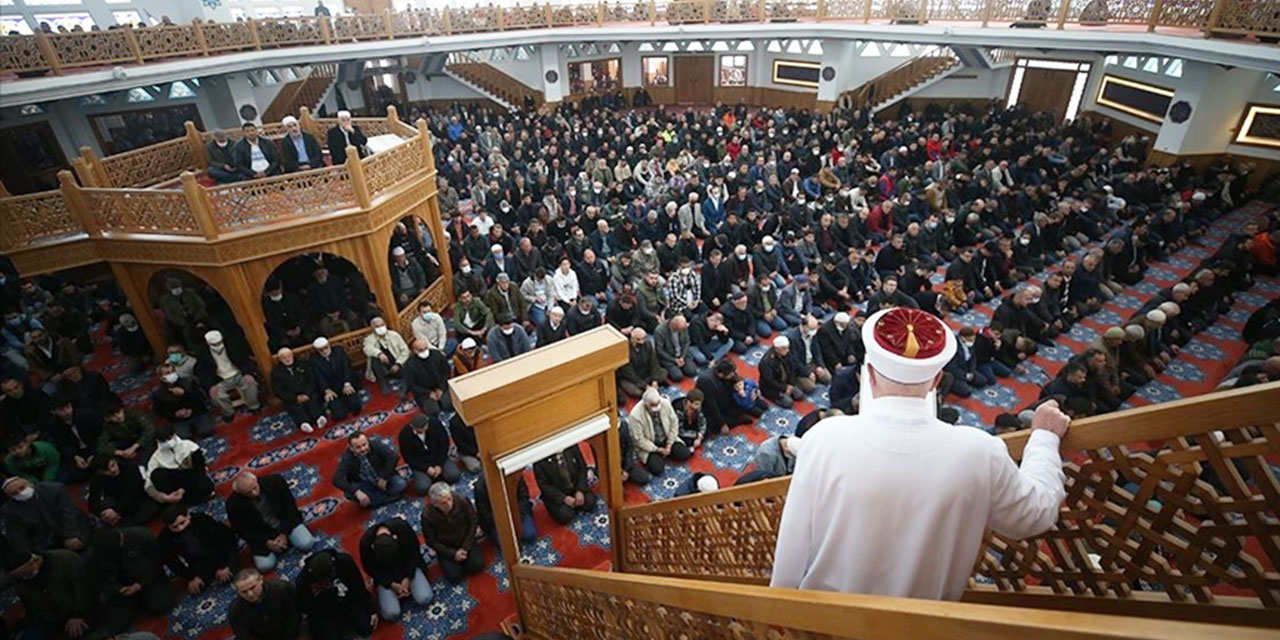 Diyanet'in, 'zinanın haramlığı' hakkındaki cuma hutbesine niye kafayı taktılar?