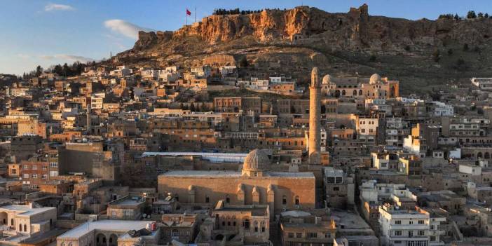 Mardin'de ziyaretçiler zamanın izini sürüyor