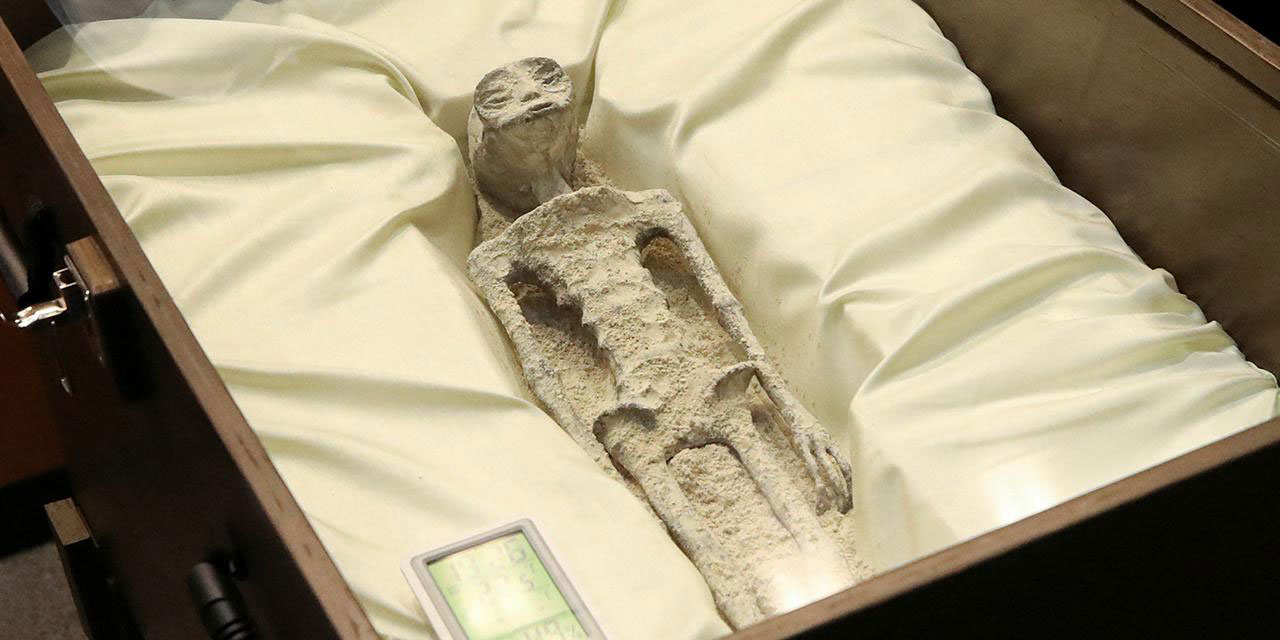 Uzaylı fosilleri fos çıktı: Şarlatanlık!