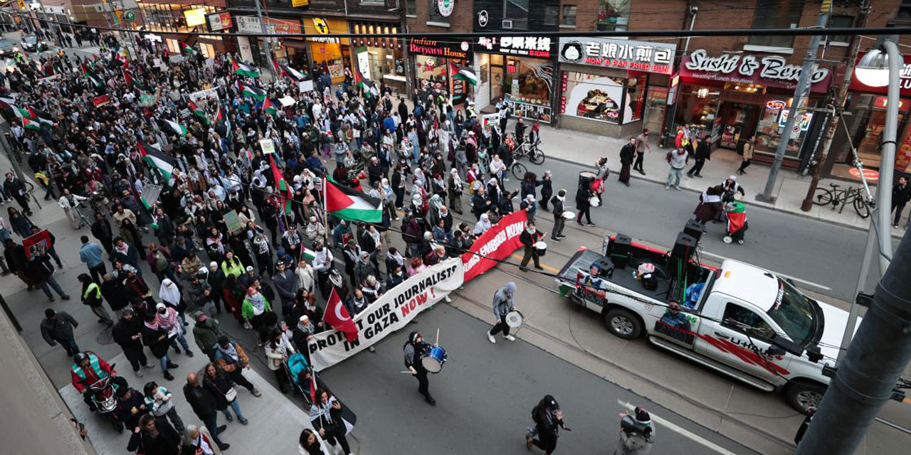 Kanada'da binlerce kişi Filistin'e destek için yürüdü